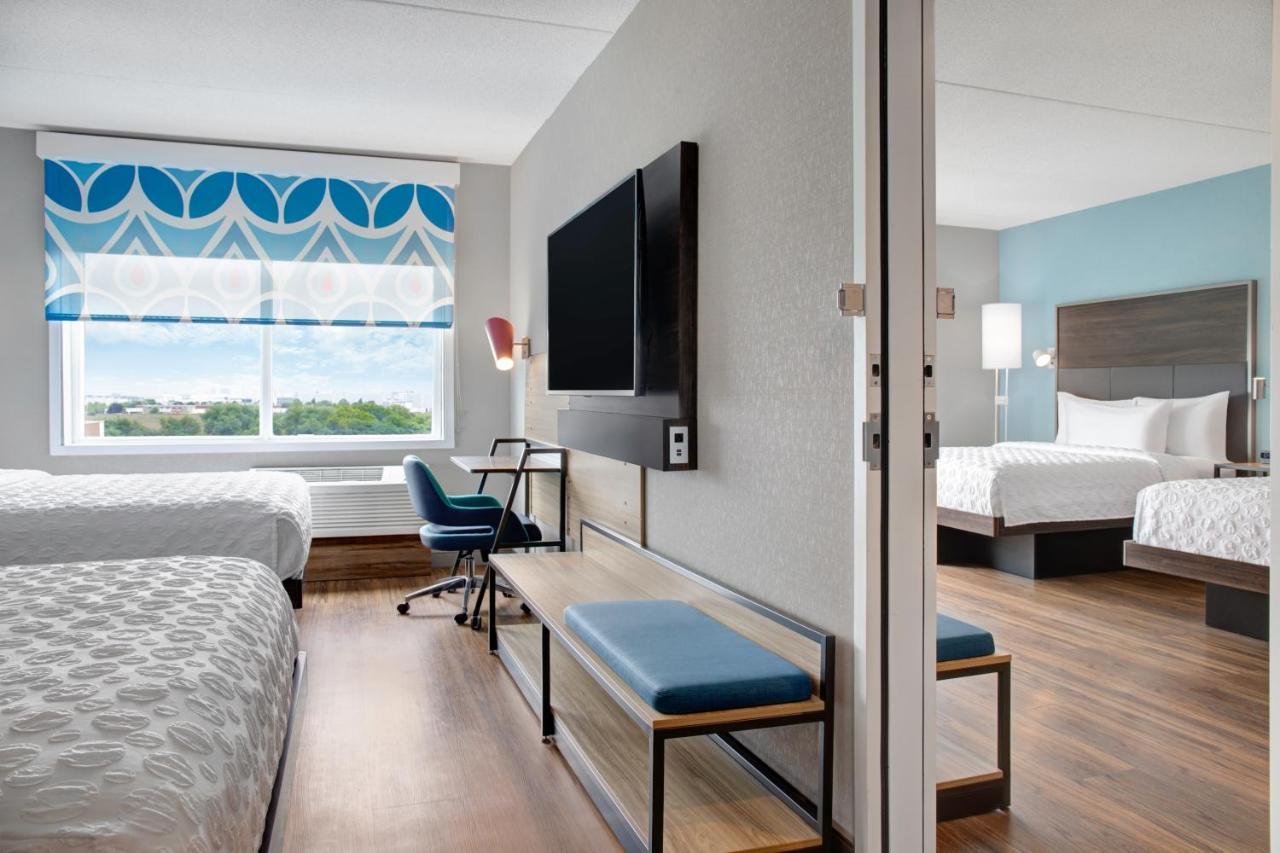 Tru By Hilton Toronto Airport West Hotel Mississauga Exterior photo