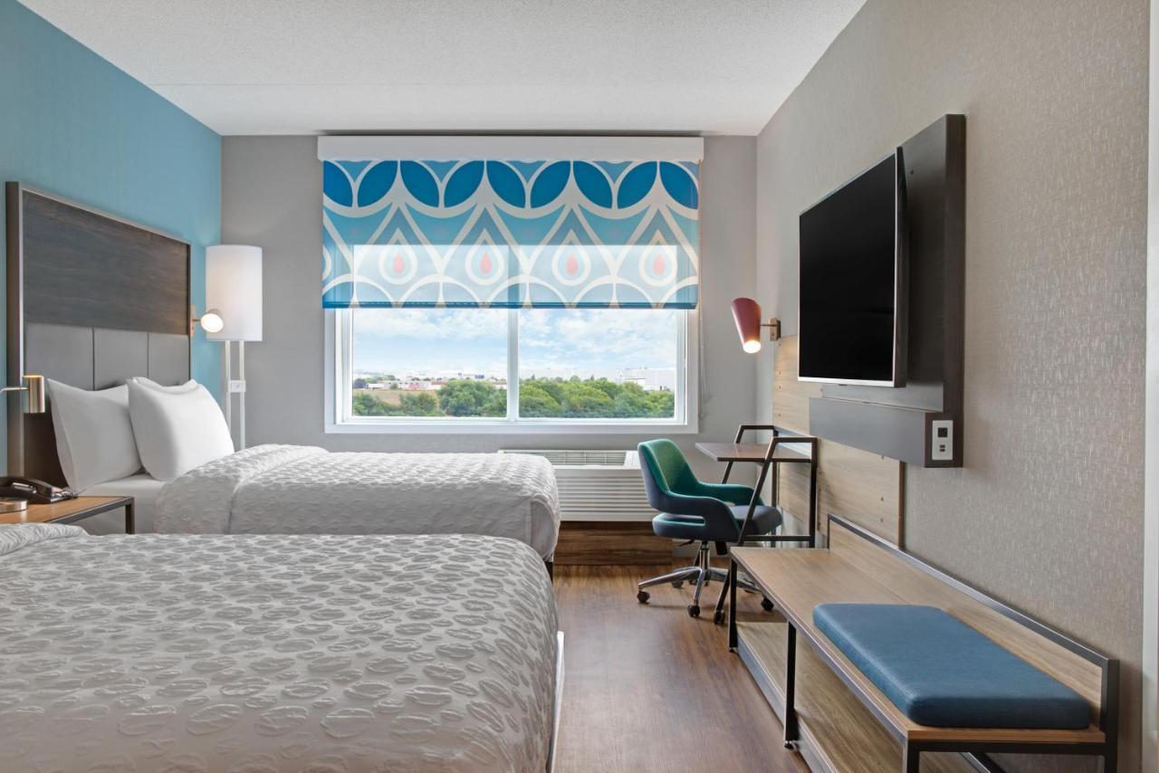Tru By Hilton Toronto Airport West Hotel Mississauga Exterior photo