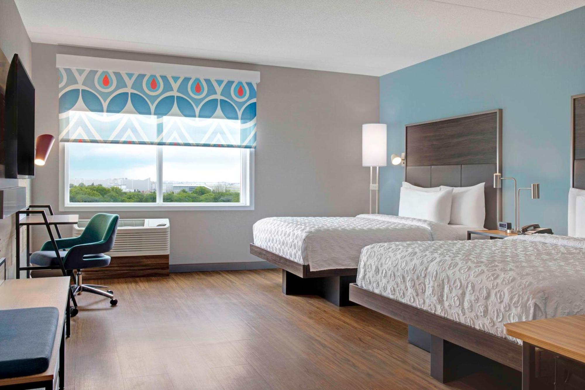 Tru By Hilton Toronto Airport West Hotel Mississauga Exterior photo