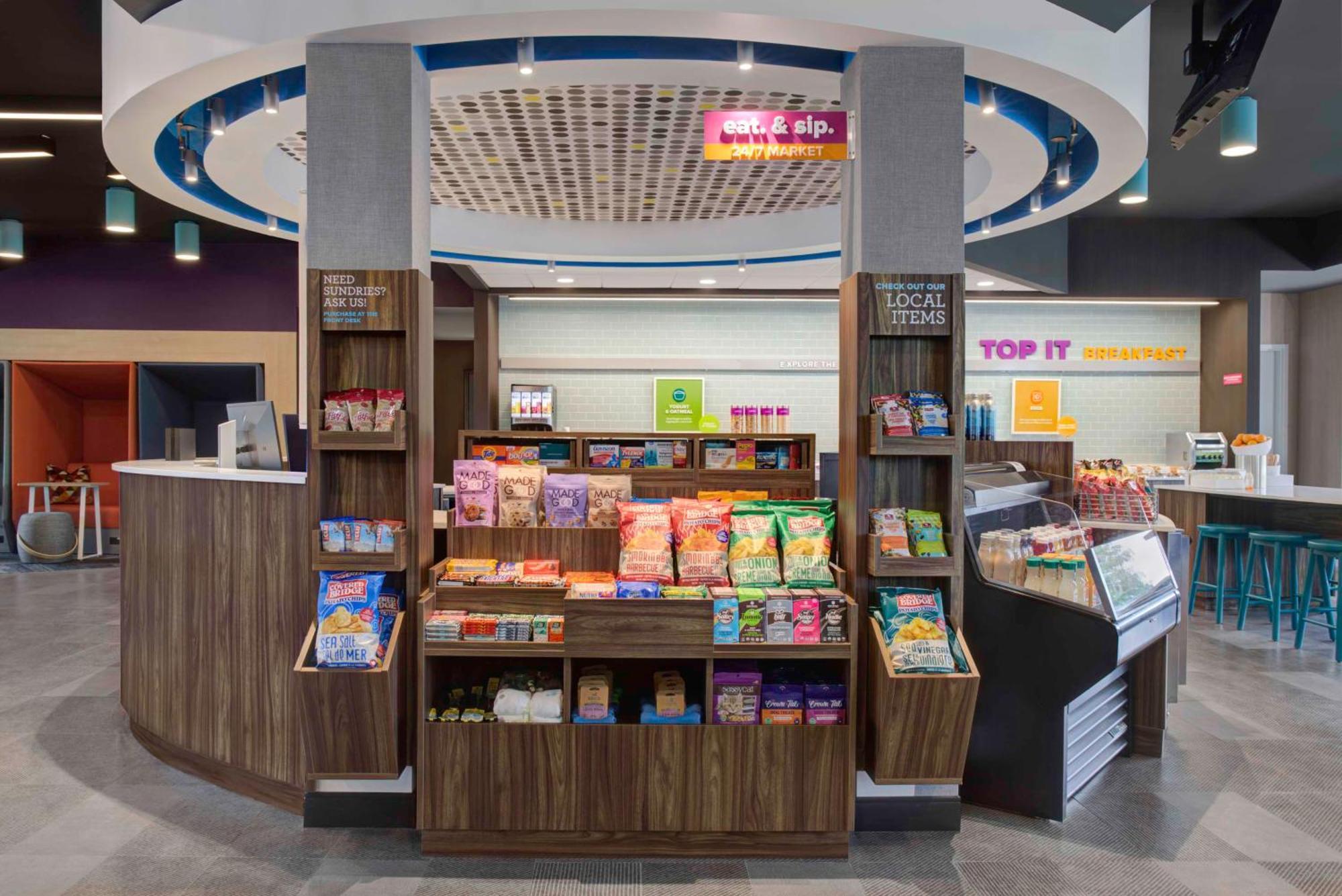 Tru By Hilton Toronto Airport West Hotel Mississauga Exterior photo